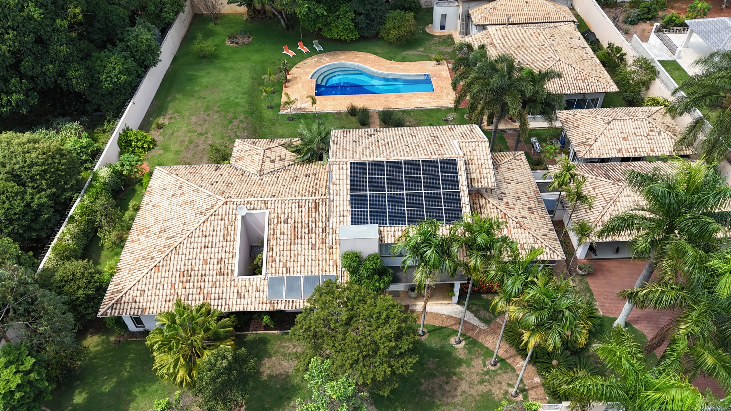 Projeto de energia solar instalado pela Solar Cavalcante — Michel Patriota